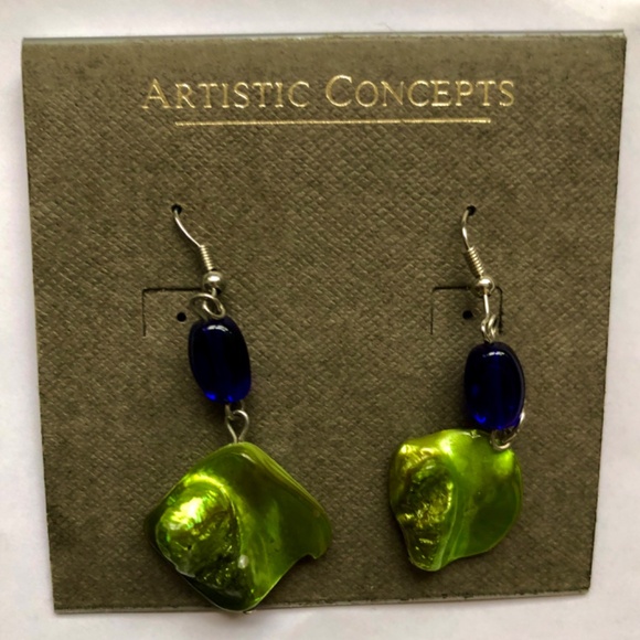 Stone Necklace & Earrings‎ set - Picture 4 of 5